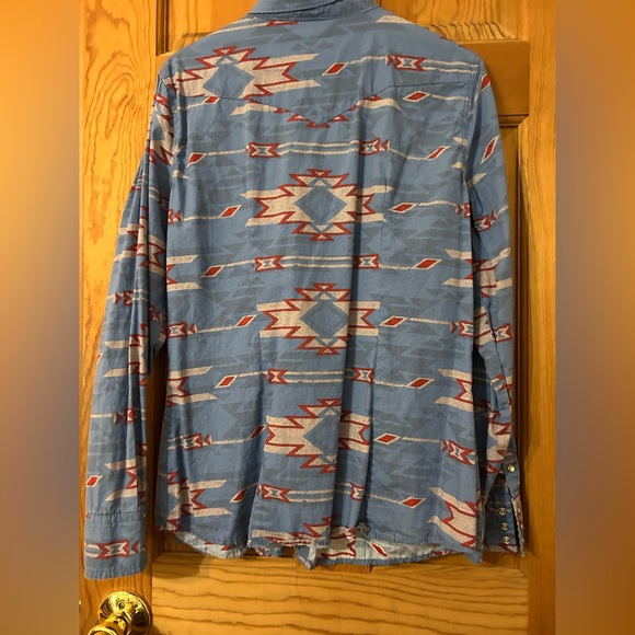 Women’s Roper Button Up - Picture 4 of 4